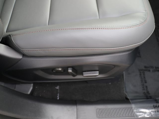 New 2026 Ford Explorer Active w/ Active Comfort Package AWD/4WD image 10