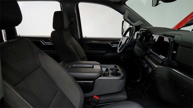 Used 2024 Chevrolet Silverado 2500 LT image 24