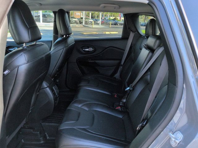Used 2023 Jeep Cherokee Altitude Lux AWD/4WD image 13