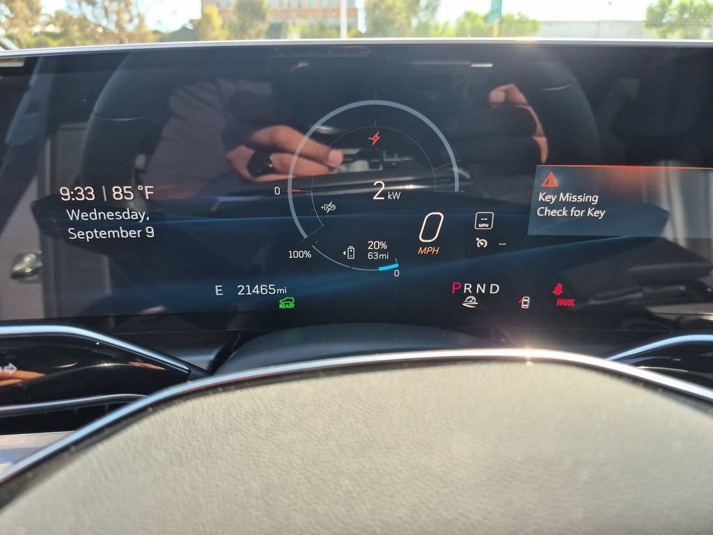 Certified 2024 Cadillac Lyriq Tech AWD/4WD image 3