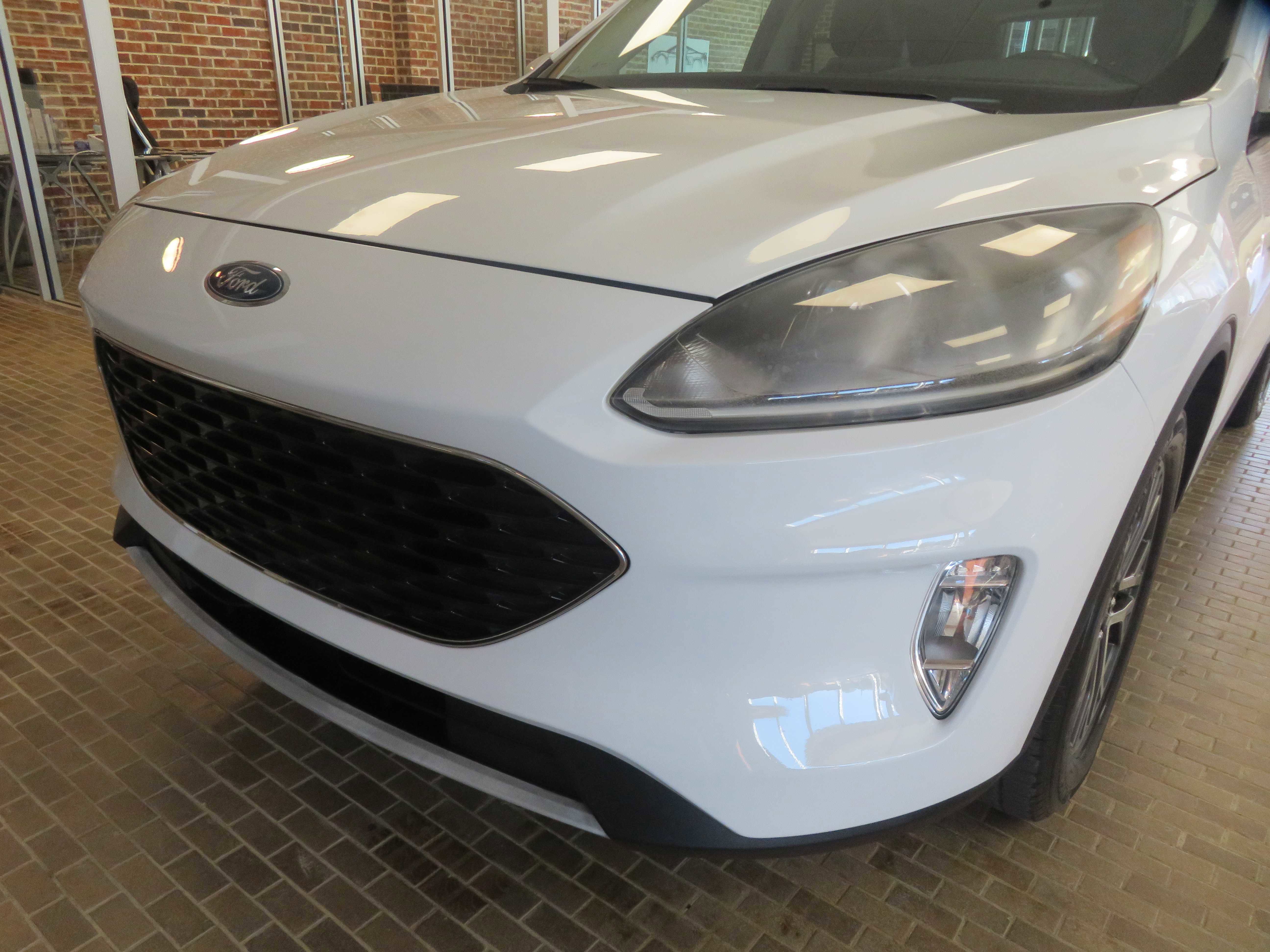 Used 2020 Ford Escape SEL image 50