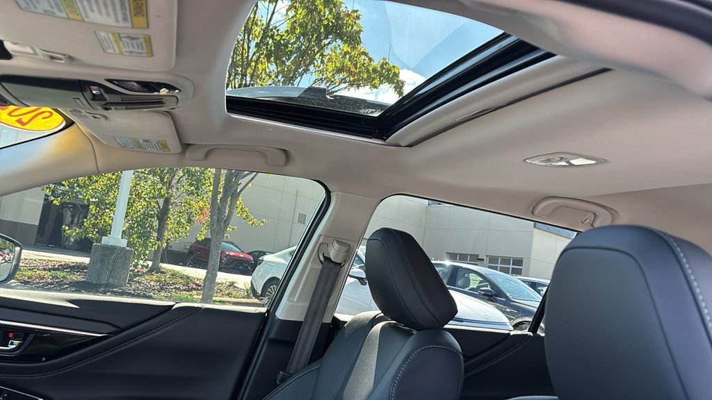 Used 2025 Subaru Outback Touring w/ Popular Package #2 image 25