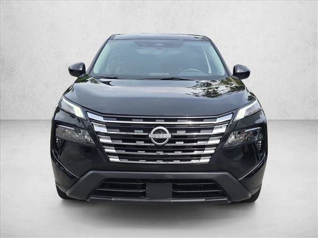 Used 2026 Nissan Rogue SV FWD image 2