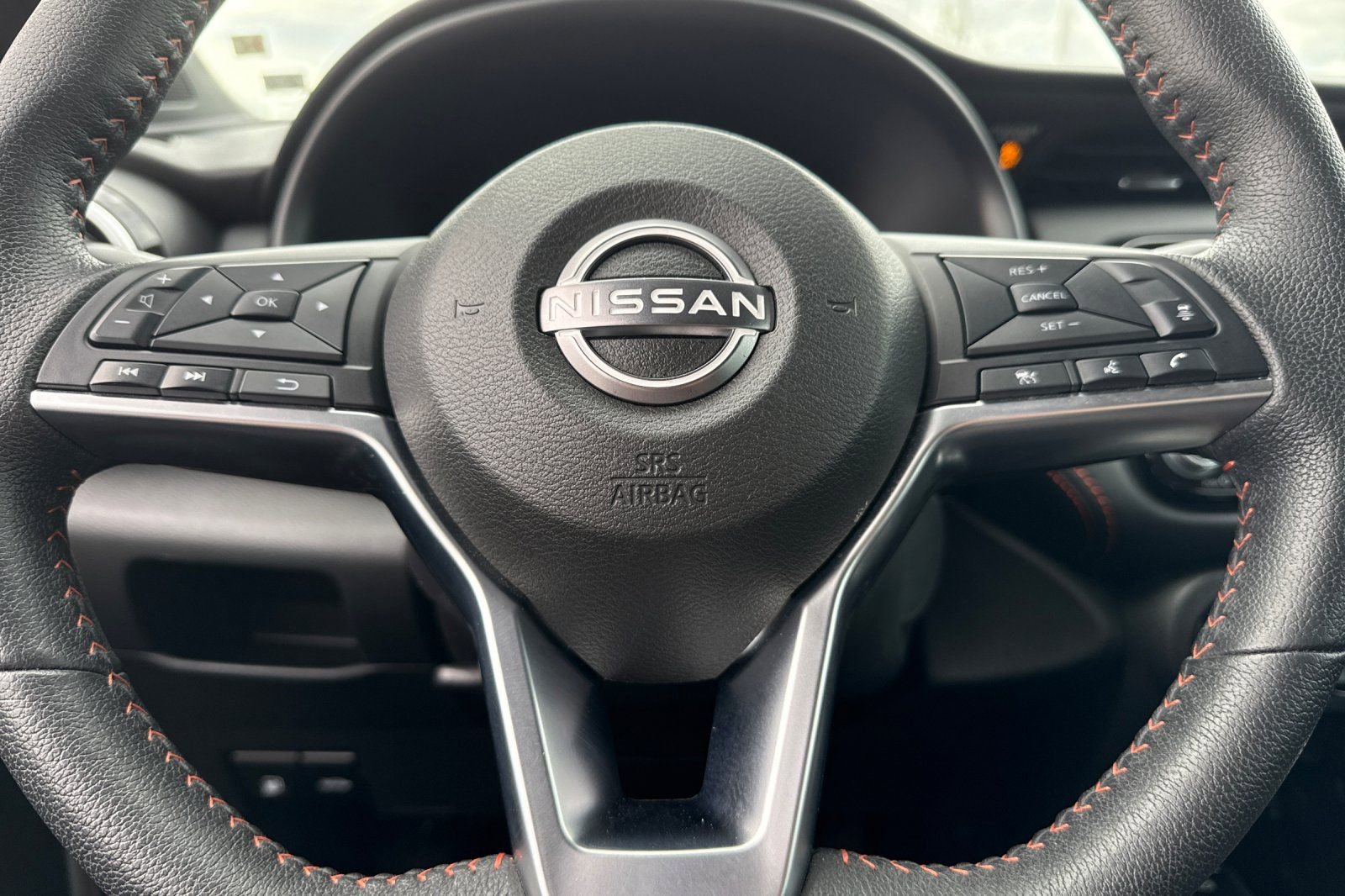 Used 2024 Nissan Kicks SR image 23