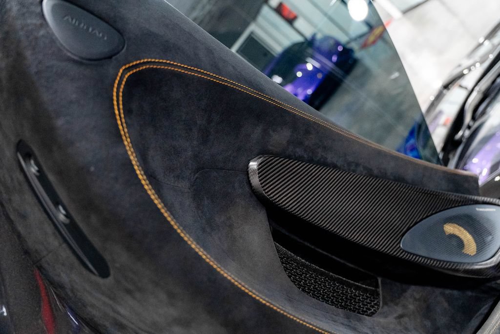 Used 2019 McLaren 600LT RWD image 45