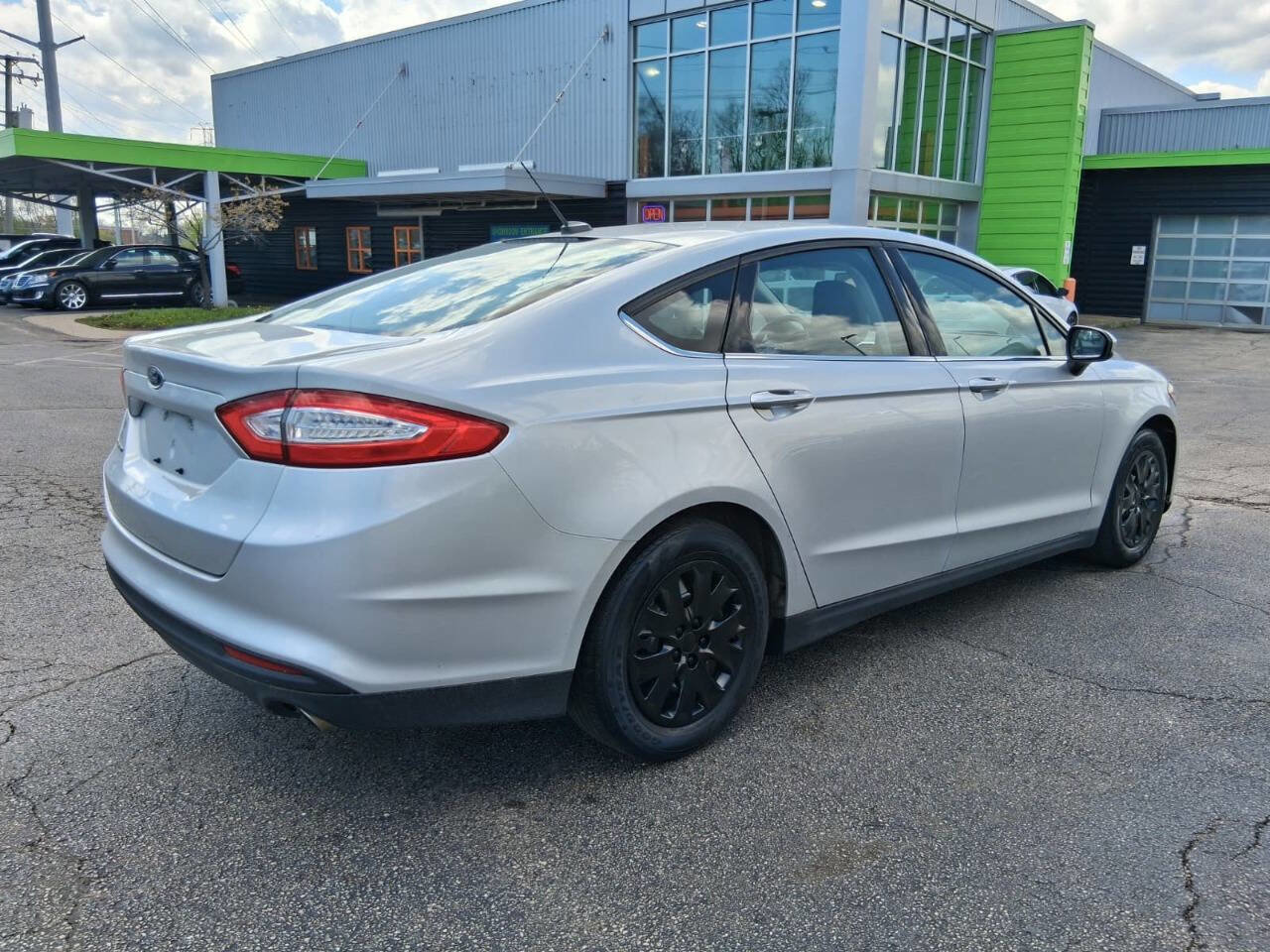Used 2014 Ford Fusion S FWD image 6