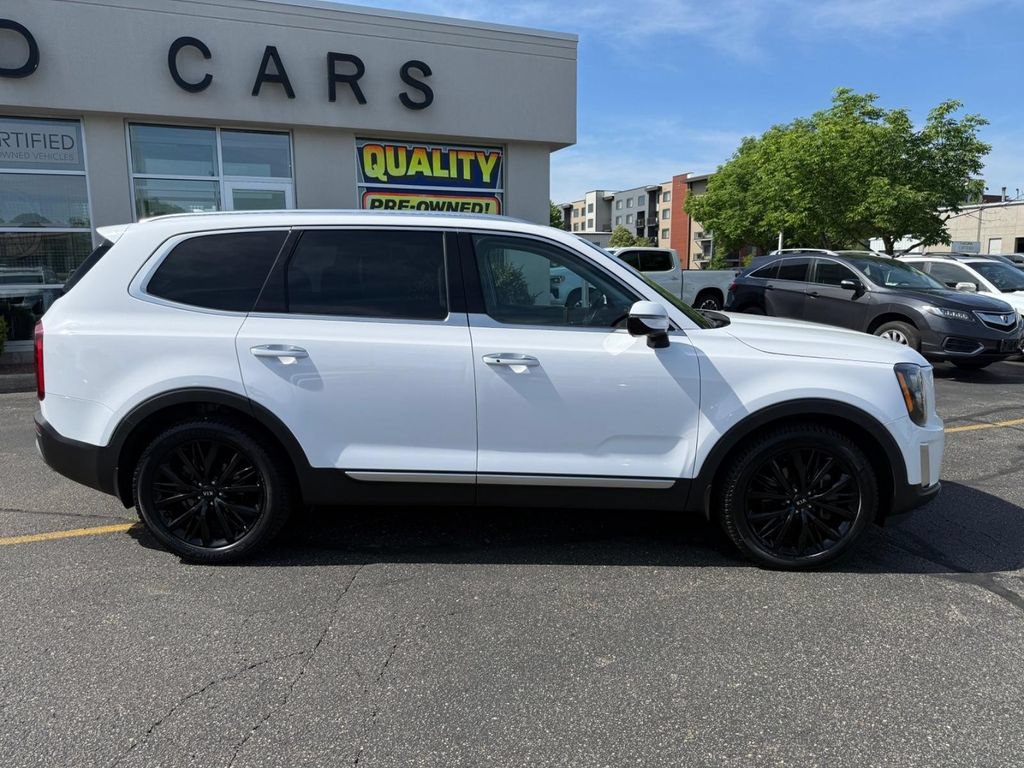 Used 2021 Kia Telluride SX w/ SX Prestige Package AWD/4WD image 2