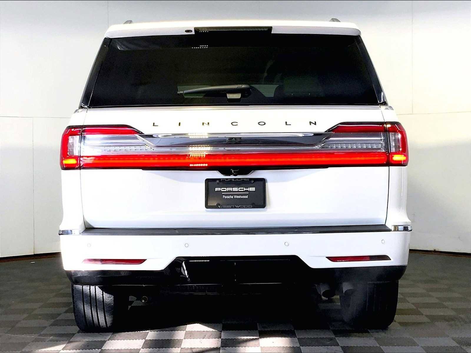 Used 2021 Lincoln Navigator Black Label AWD/4WD image 6