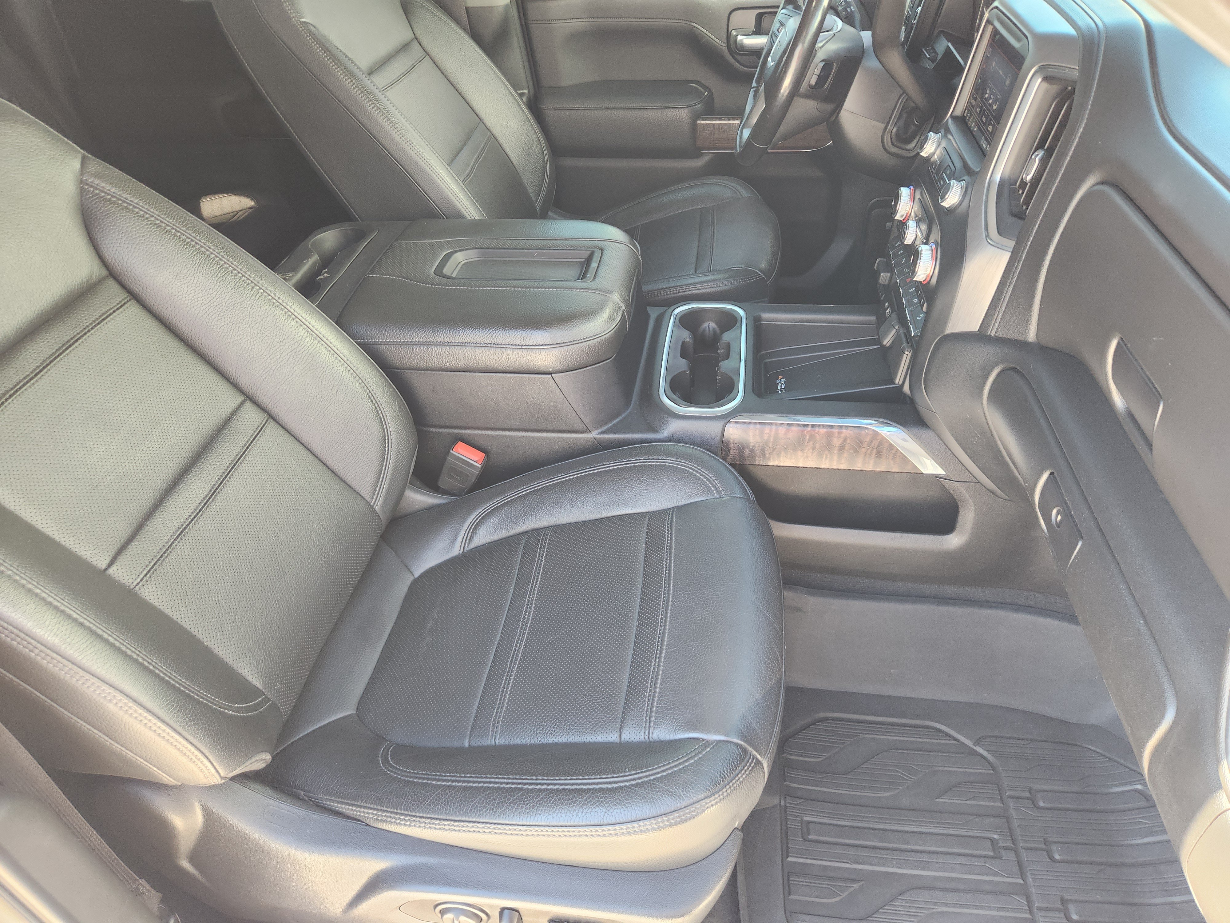 Used 2020 GMC Sierra 3500 Denali w/ Denali Ultimate Package AWD/4WD image 16