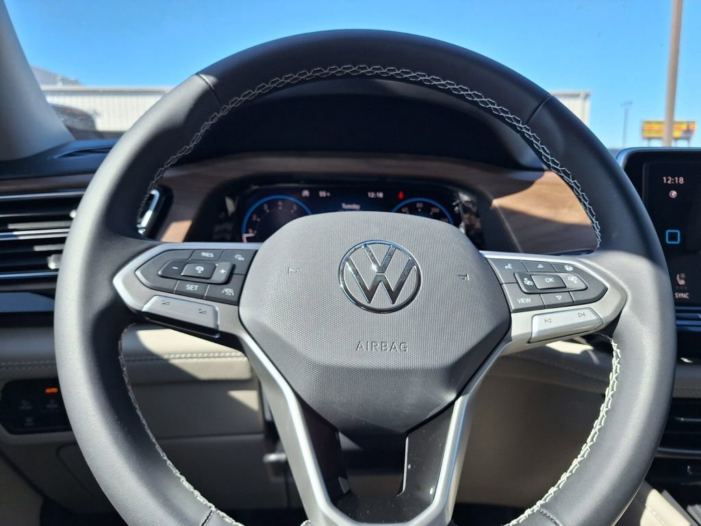 New 2026 Volkswagen Atlas SE image 15