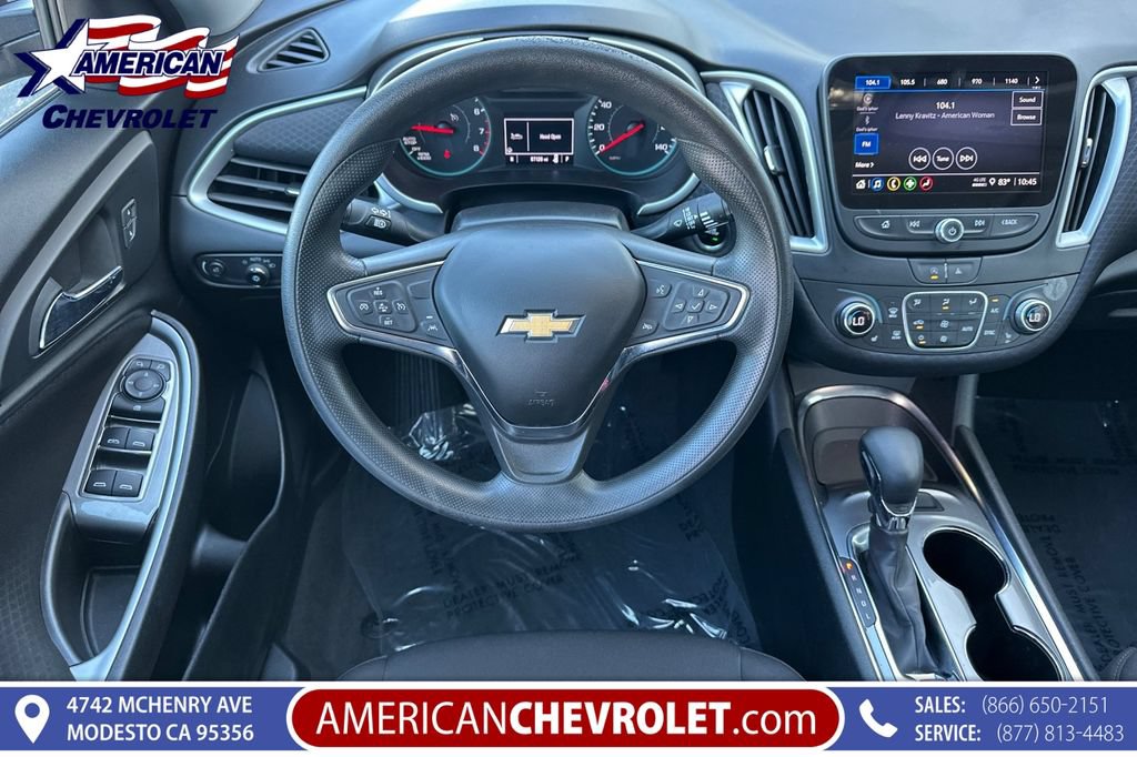 Used 2023 Chevrolet Malibu LT FWD image 18
