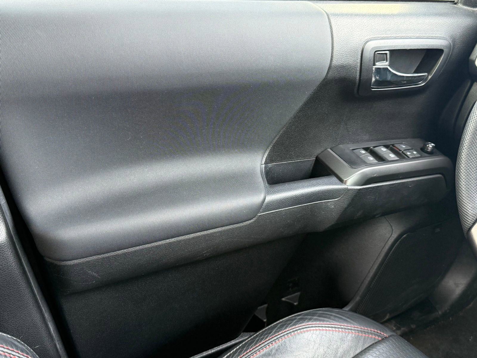 Used 2023 Toyota Tacoma TRD Pro image 34