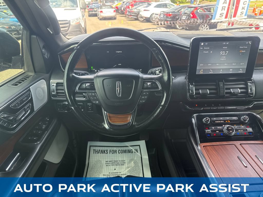 Used 2018 Lincoln Navigator Reserve w/ Technology Package AWD/4WD image 13