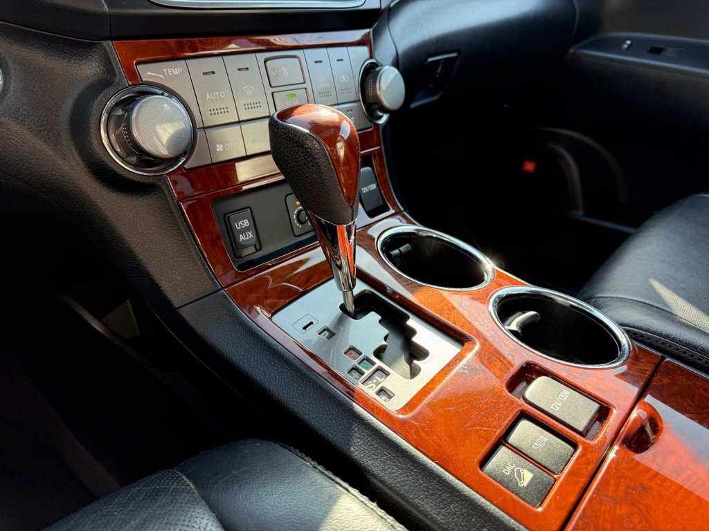 Used 2013 Toyota Highlander Limited image 29