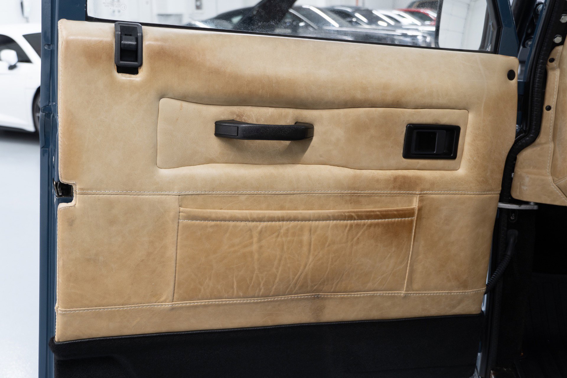 Used 1997 Land Rover Defender 90 image 13