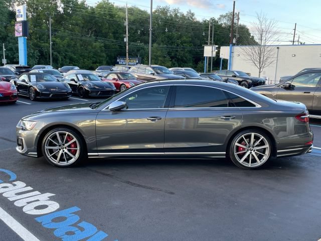 Used 2023 Audi S8 w/ S8 Executive Package AWD/4WD image 15