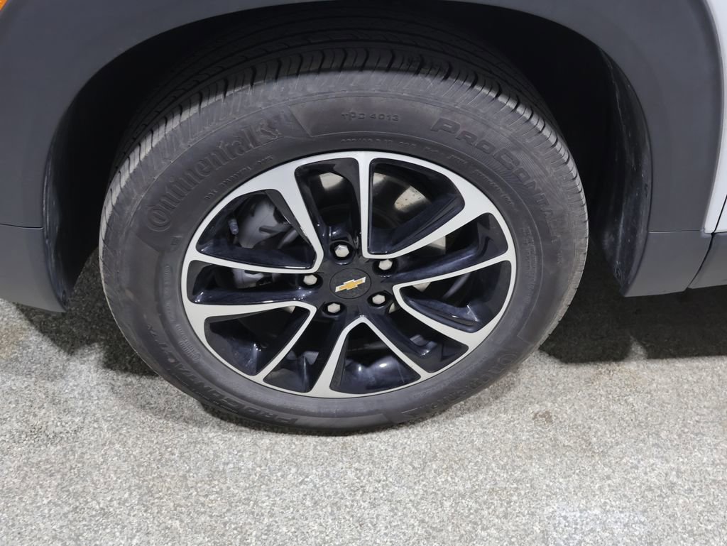 Used 2025 Chevrolet TrailBlazer LT AWD/4WD image 10