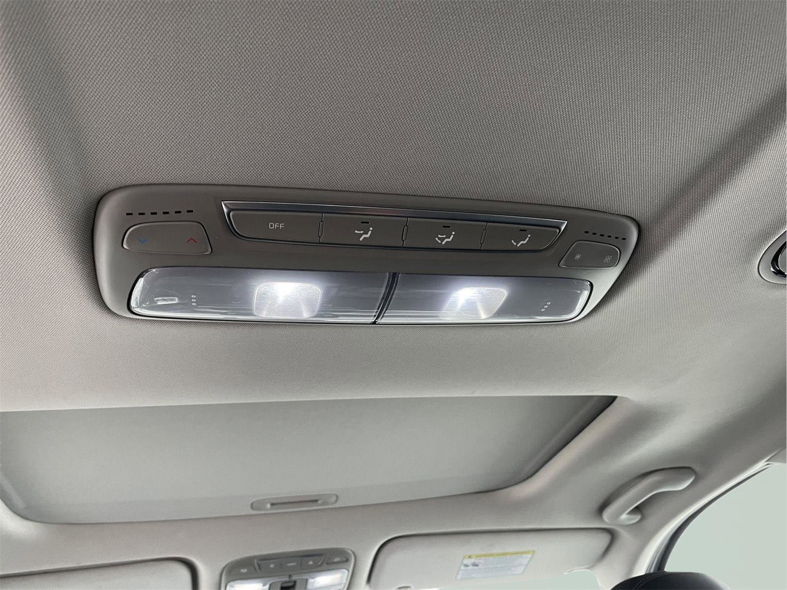 Used 2021 Kia Telluride S image 17