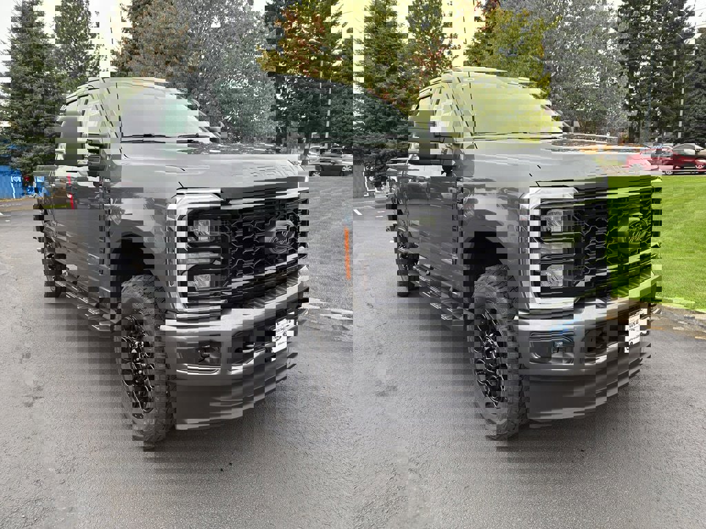 New 2026 Ford F250 XLT w/ XLT Premium Package