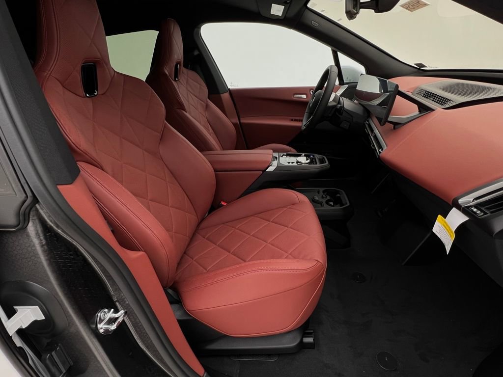 New 2026 BMW iX xDrive45 w/ M Sport Package image 13