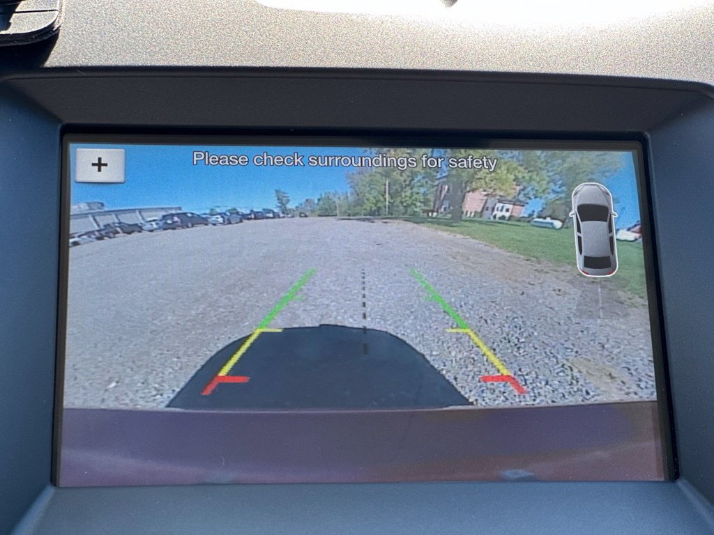 Used 2017 Ford Edge SEL w/ Equipment Group 201A AWD/4WD image 22