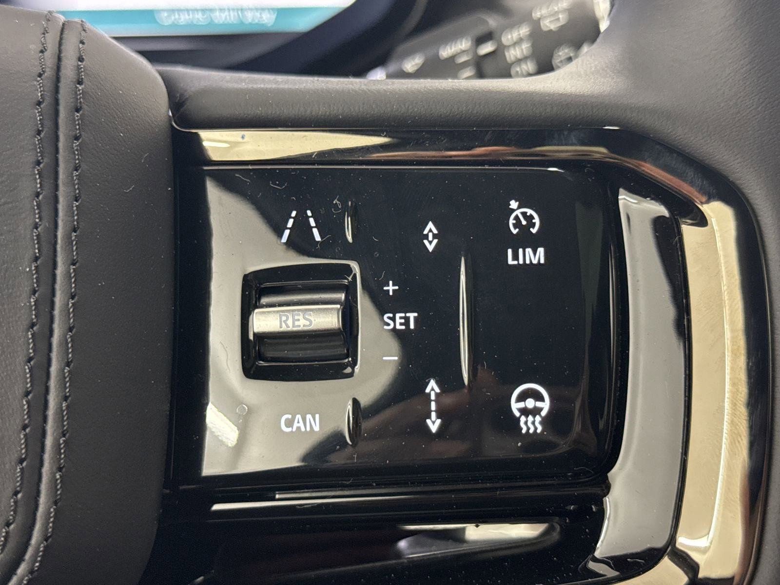 New 2025 Land Rover Range Rover Sport Dynamic SE image 22