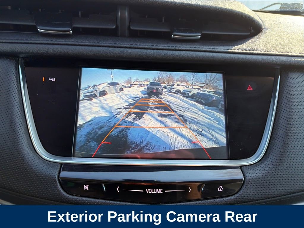 Used 2017 Cadillac XT5 Luxury w/ Driver Awareness Package image 12