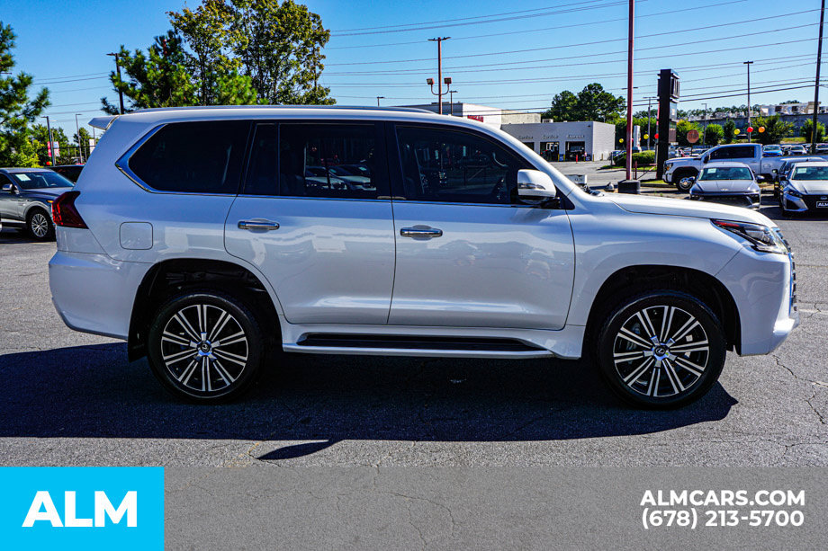 Used 2019 Lexus LX 570 4WD w/ Luxury Package image 8