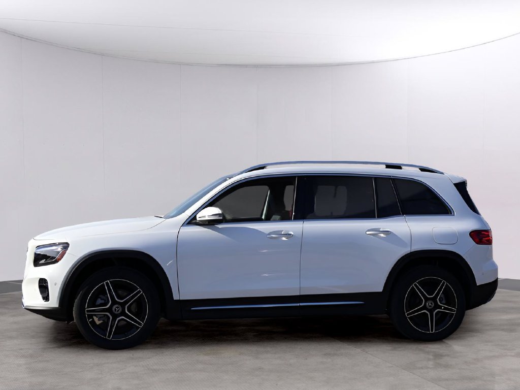 New 2026 Mercedes-Benz GLB 250 4MATIC image 4