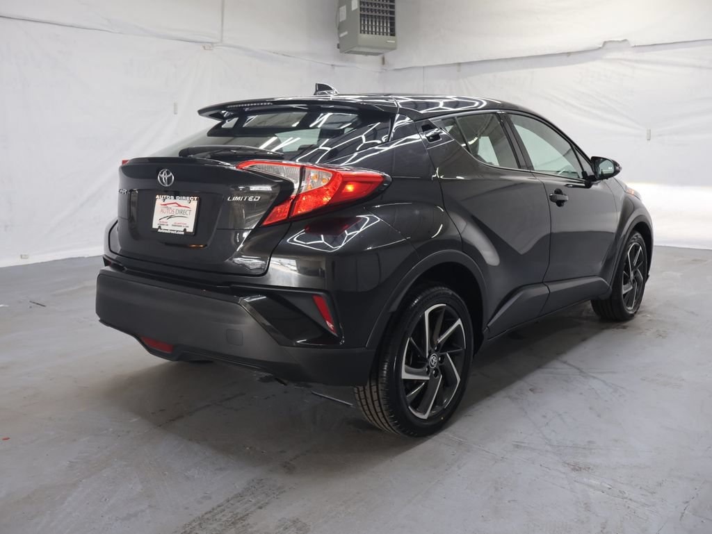 Used 2022 Toyota C-HR Limited FWD image 7