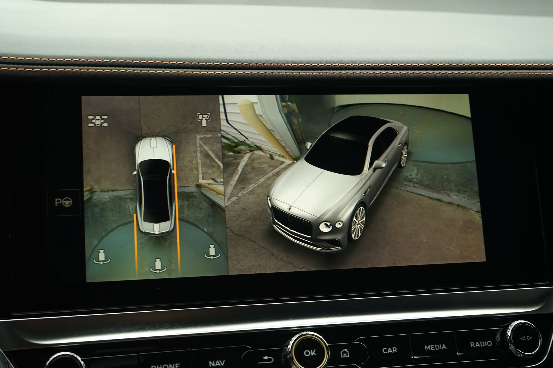 Used 2026 Bentley Flying Spur Azure image 17