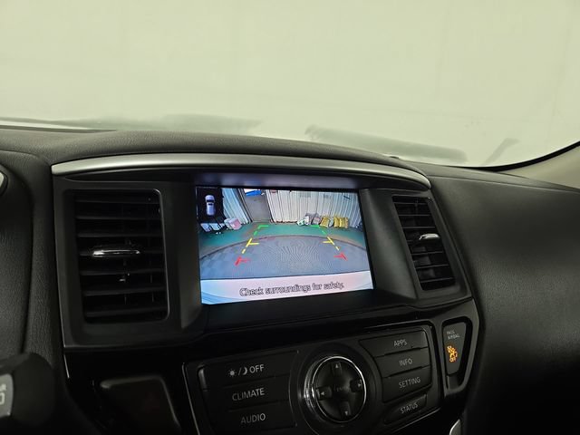 Used 2019 Nissan Pathfinder SV AWD/4WD image 19