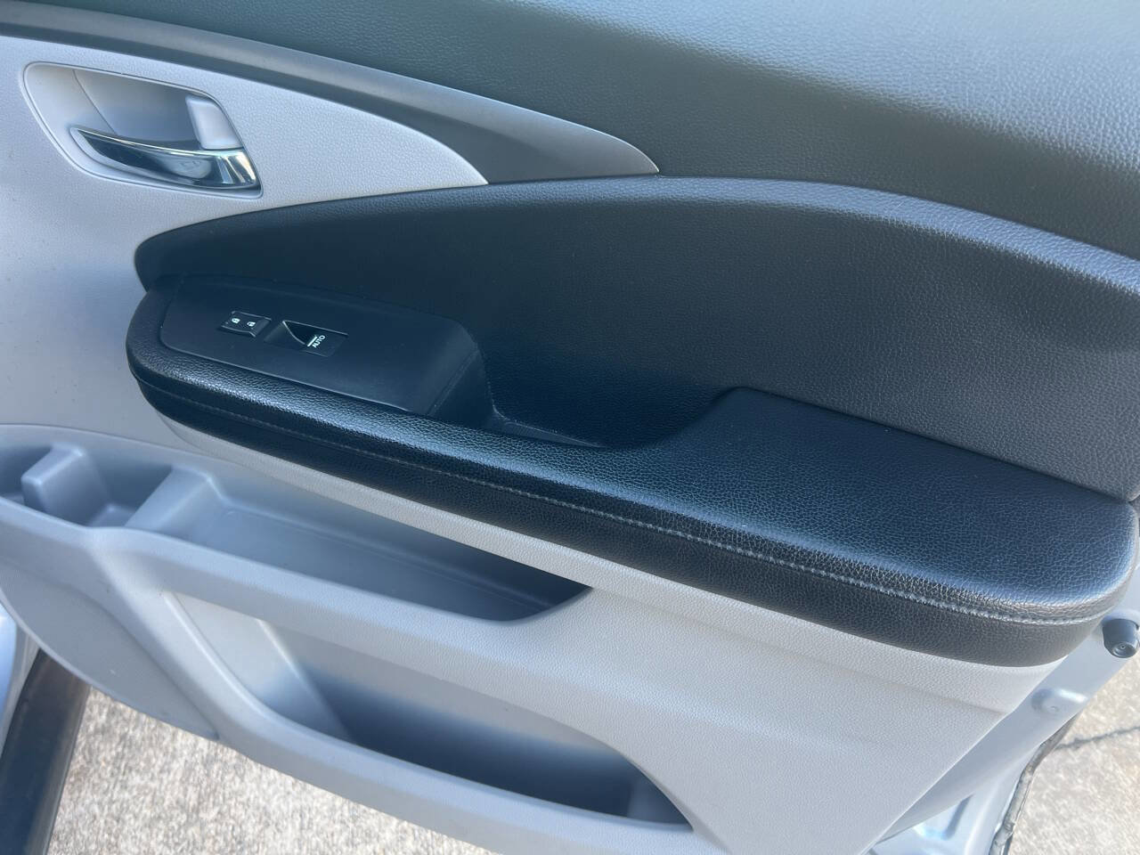 Used 2017 Honda Pilot EX-L image 23