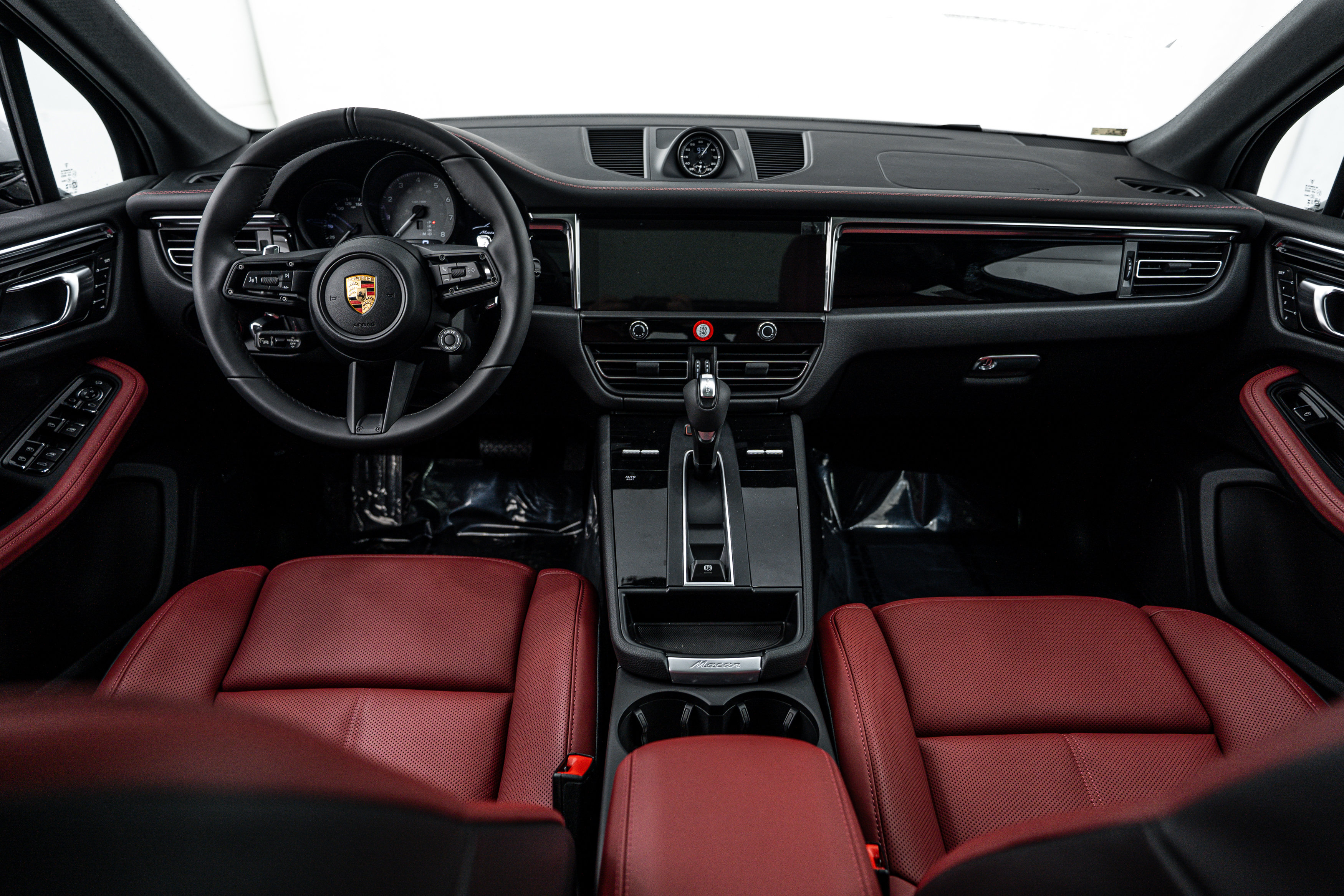 New 2026 Porsche Macan S image 12