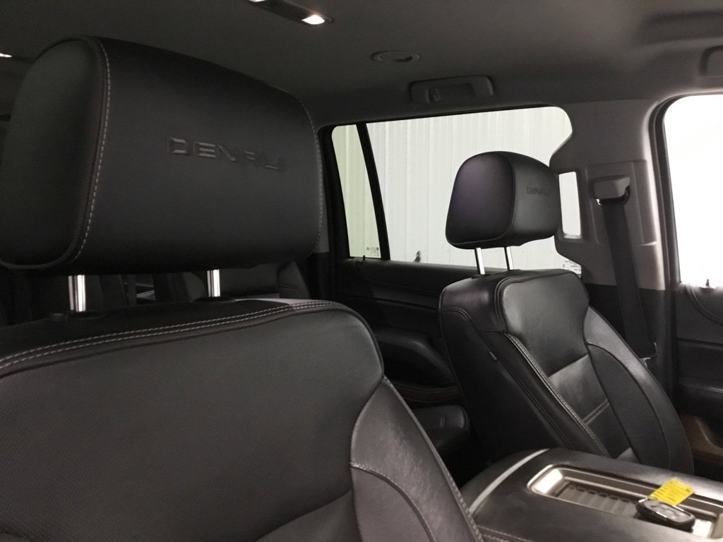 Used 2020 GMC Yukon XL Denali AWD/4WD image 18