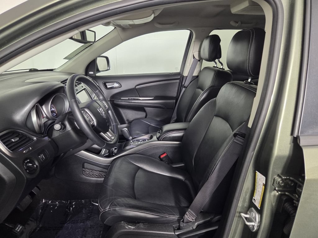 Used 2018 Dodge Journey Crossroad FWD image 9