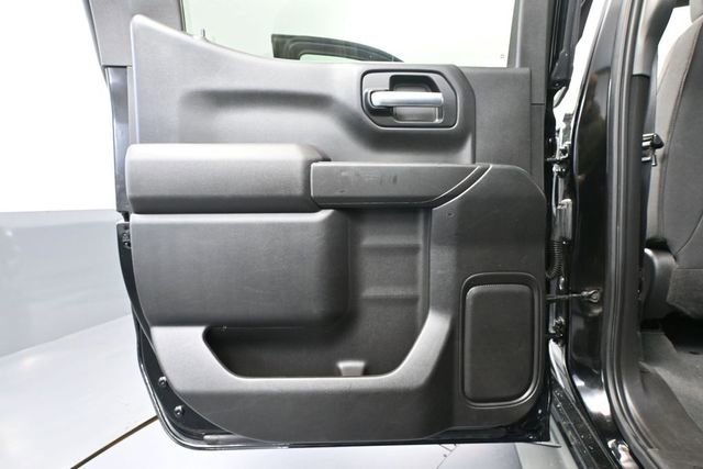 Used 2021 Chevrolet Silverado 1500 LT w/ Convenience Package II AWD/4WD image 37