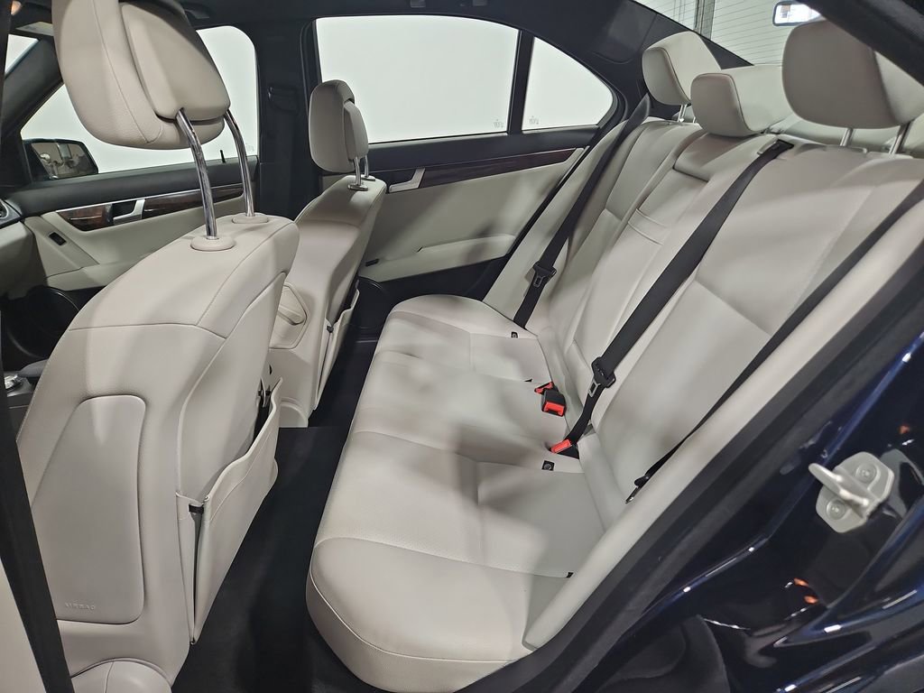 Used 2013 Mercedes-Benz C 300 4MATIC Sedan image 23