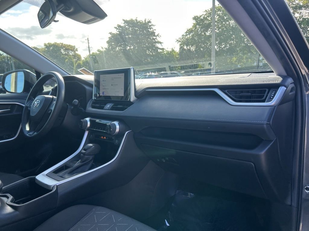 Used 2023 Toyota RAV4 XLE image 24