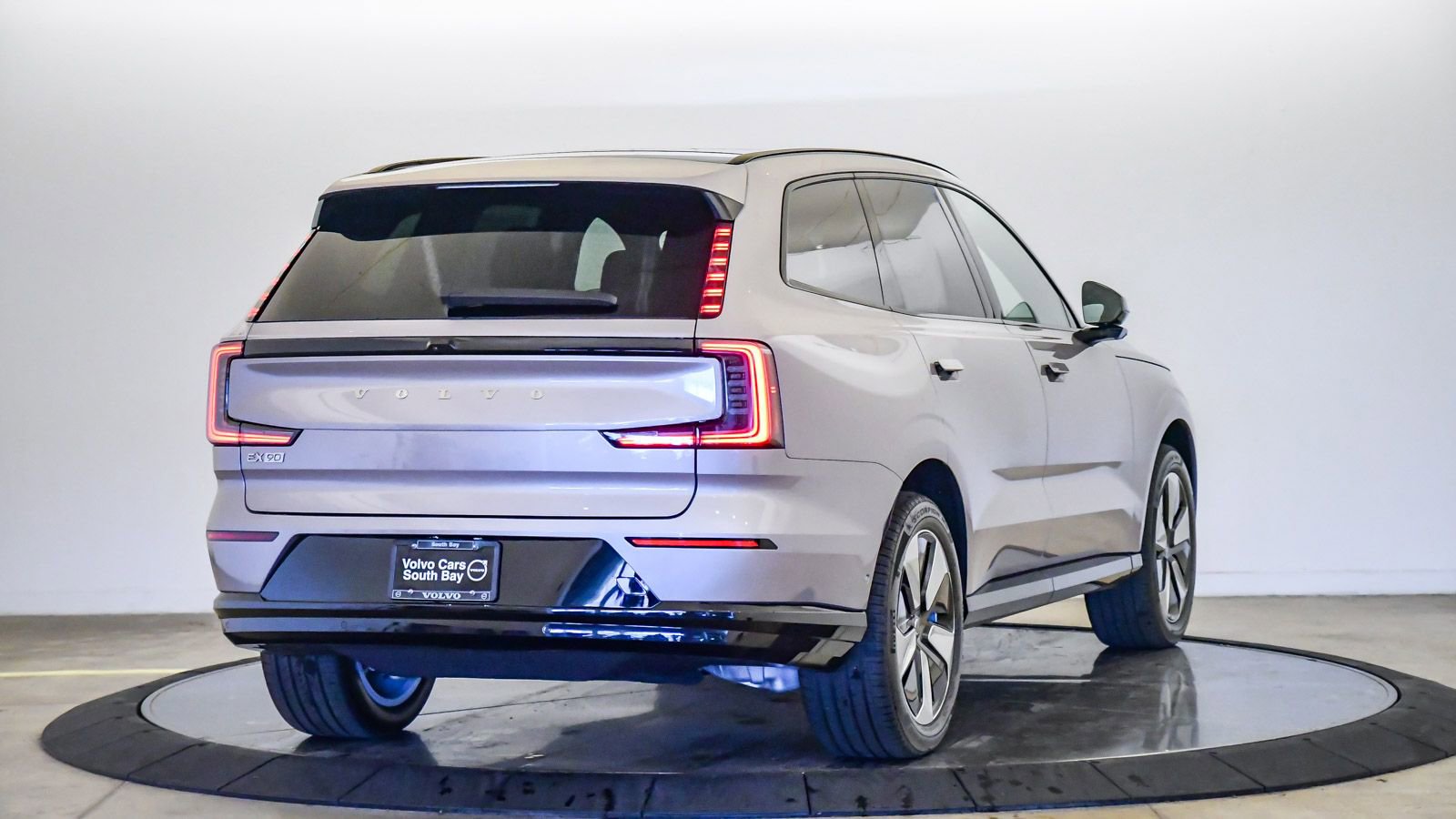 New 2026 Volvo EX90 Plus image 6