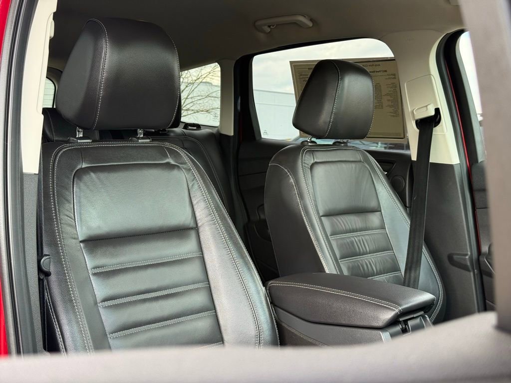 Used 2017 Ford Escape Titanium image 38