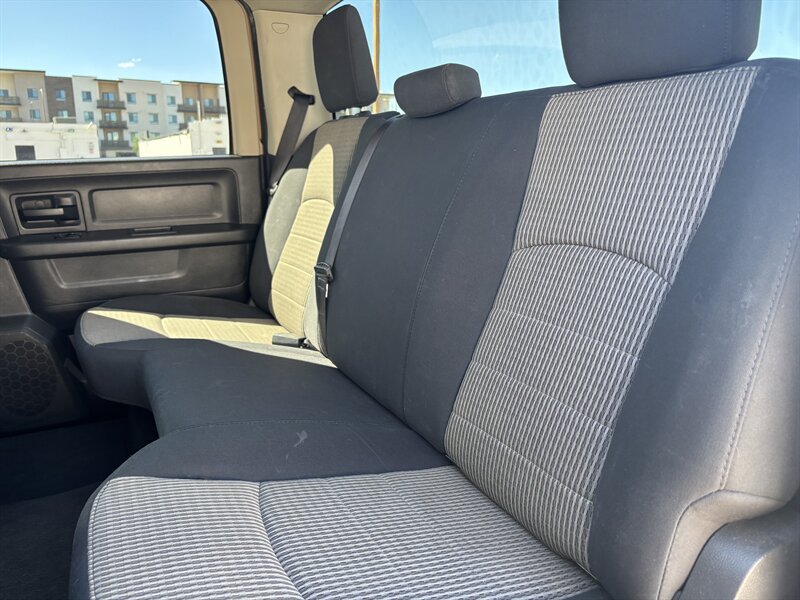 Used 2011 RAM 2500 ST w/ ST Popular Equipment Group AWD/4WD image 34