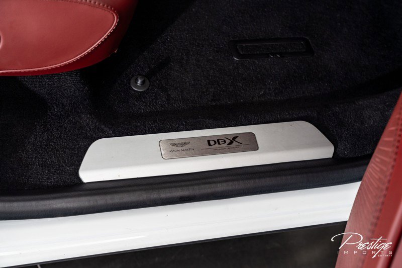 Used 2021 Aston Martin DBX image 44