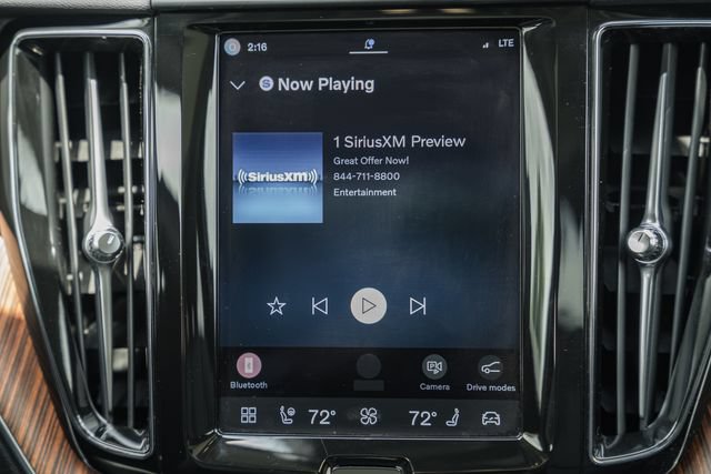 Certified 2023 Volvo XC60 T8 Plus w/ Climate Package AWD/4WD image 22