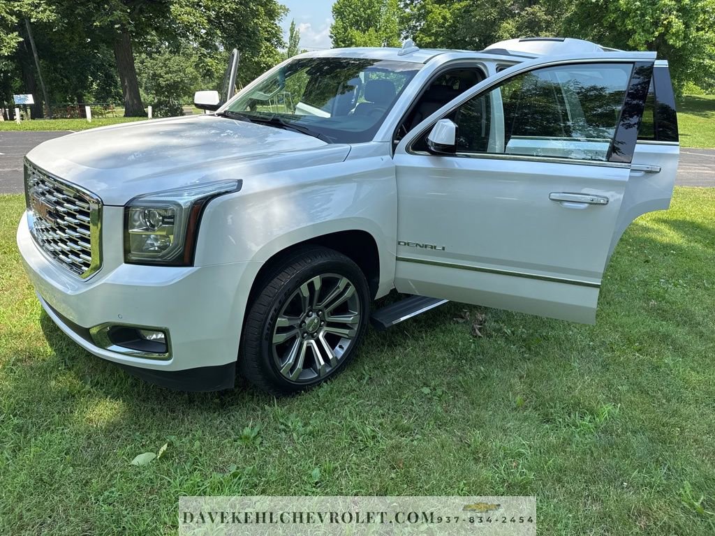 Used 2019 GMC Yukon Denali w/ Denali Ultimate Package image 30