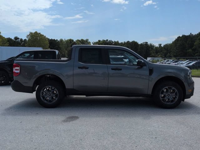 New 2026 Ford Maverick XLT w/ XLT Luxury Package FWD image 3