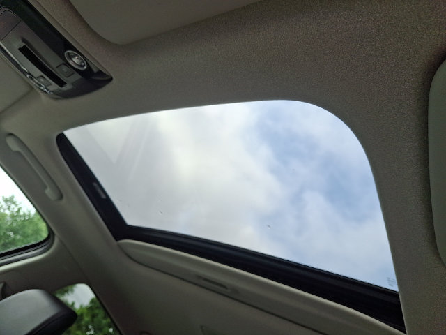 Certified 2023 Kia Niro Wave w/ Wave Preserve Package FWD image 16
