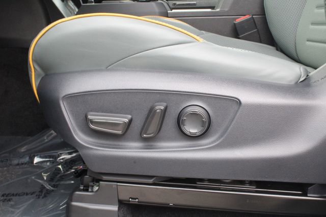 Used 2025 Toyota Tacoma Trailhunter image 39