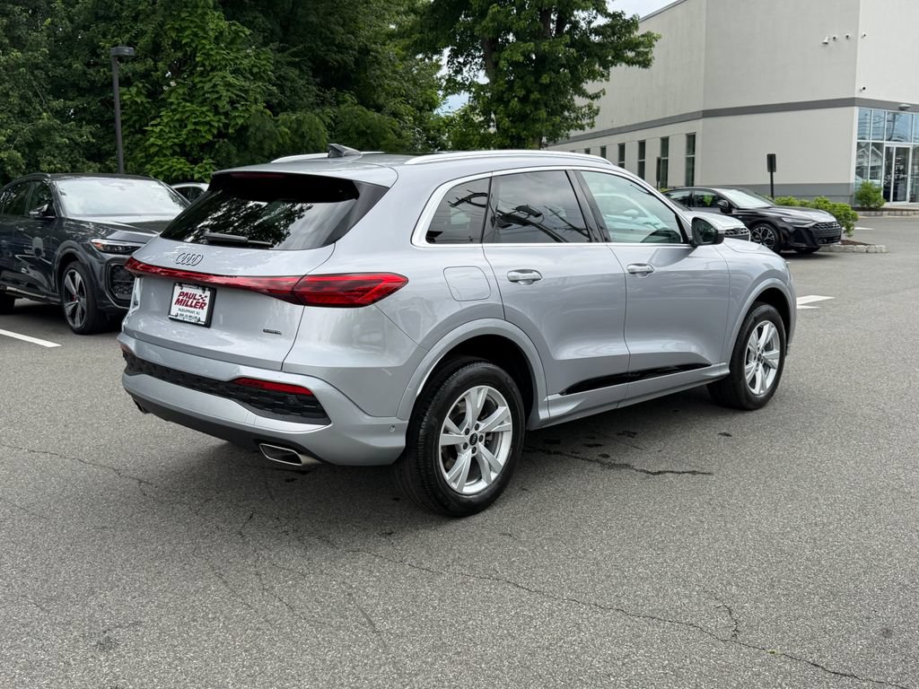 Used 2025 Audi Q5 Premium w/ Convenience Package AWD/4WD image 6