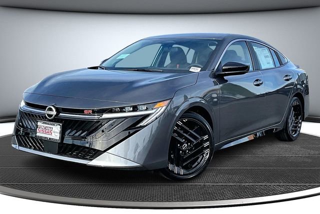 New 2026 Nissan Sentra SR image 2